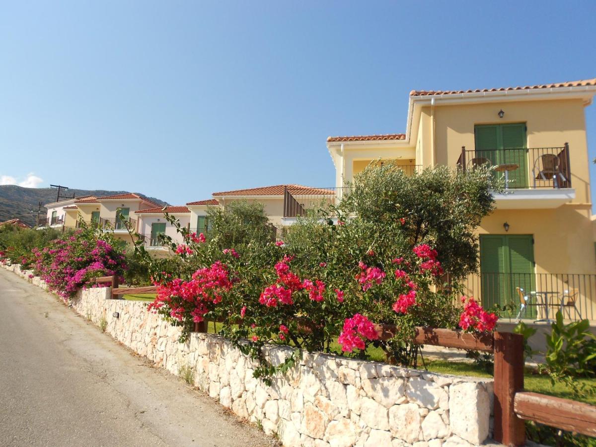 Livadaki Village Hotel Skala  Esterno foto