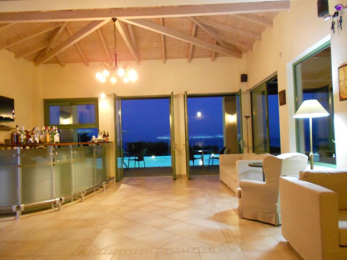 Livadaki Village Hotel Skala  Esterno foto