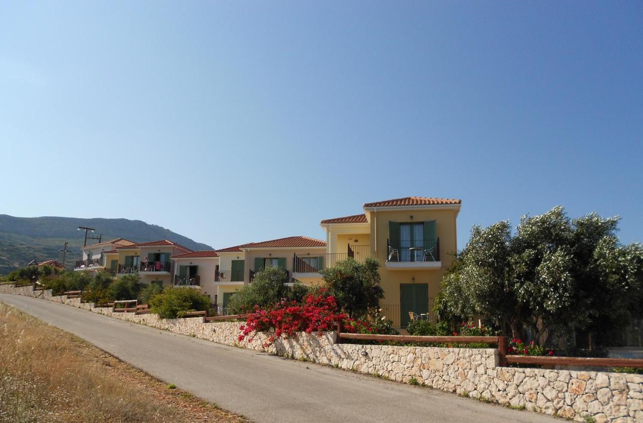 Livadaki Village Hotel Skala  Esterno foto