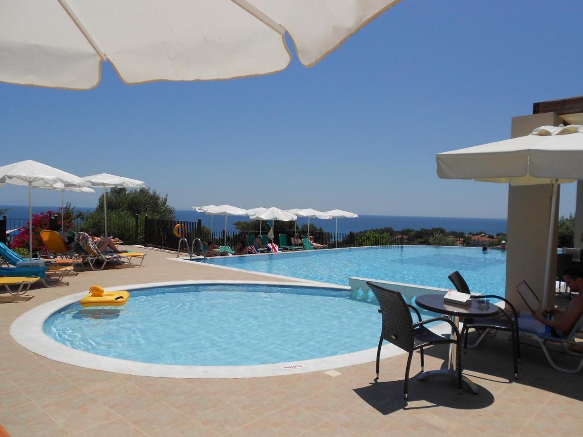 Livadaki Village Hotel Skala  Esterno foto