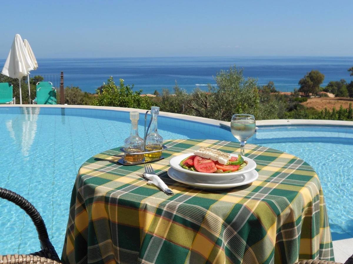 Livadaki Village Hotel Skala  Esterno foto