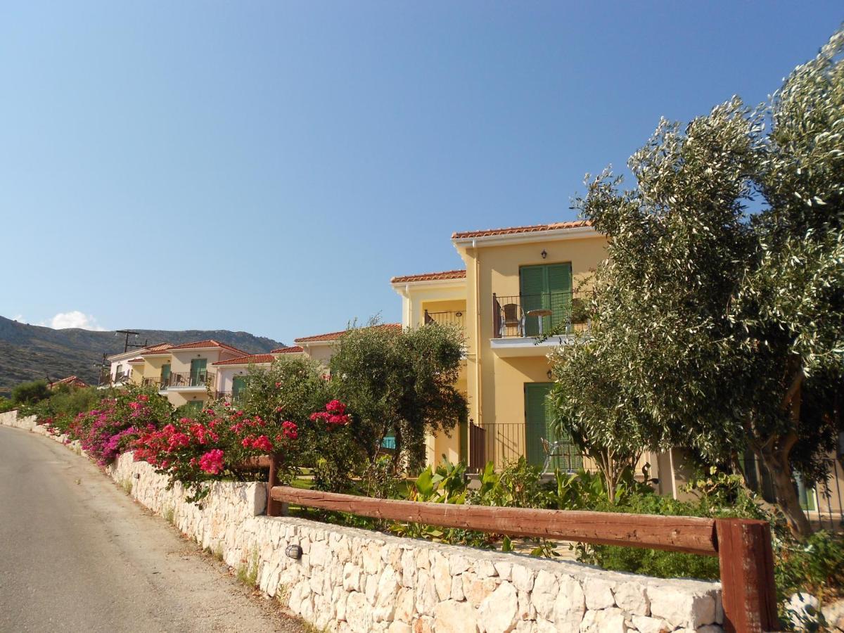 Livadaki Village Hotel Skala  Esterno foto